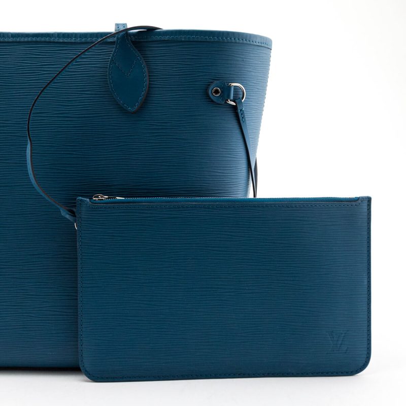 Louis Vuitton Cyan Epi Zippy Wallet - Image 12