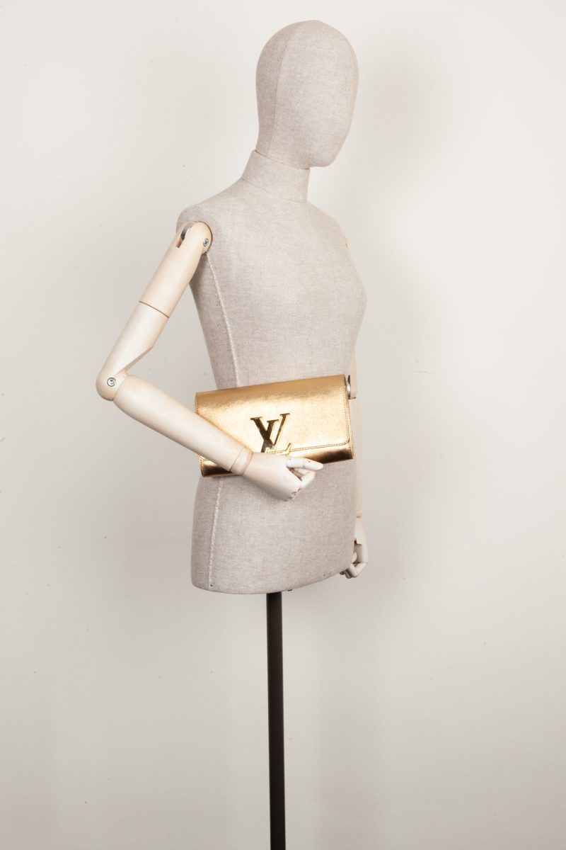 LOUIS VUITTON Louise Clutch Gold
