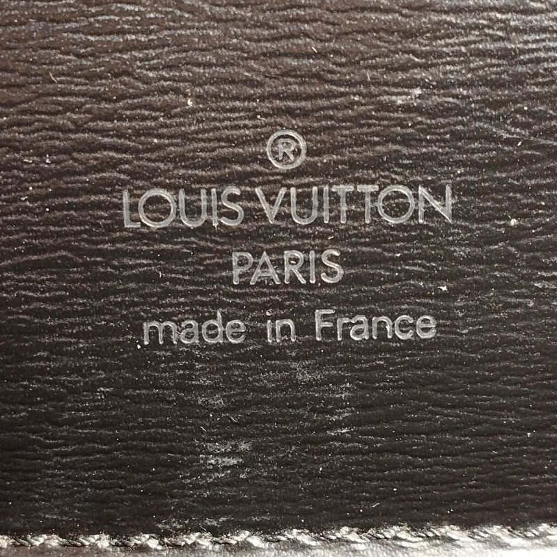 Louis Vuitton Cluny Black Epi - Image 6
