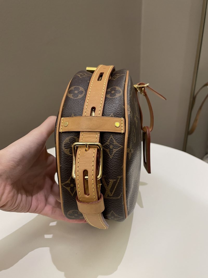 Louis Vuitton Boite Chapeau Souple Giant Reverse Monogram - Image 6