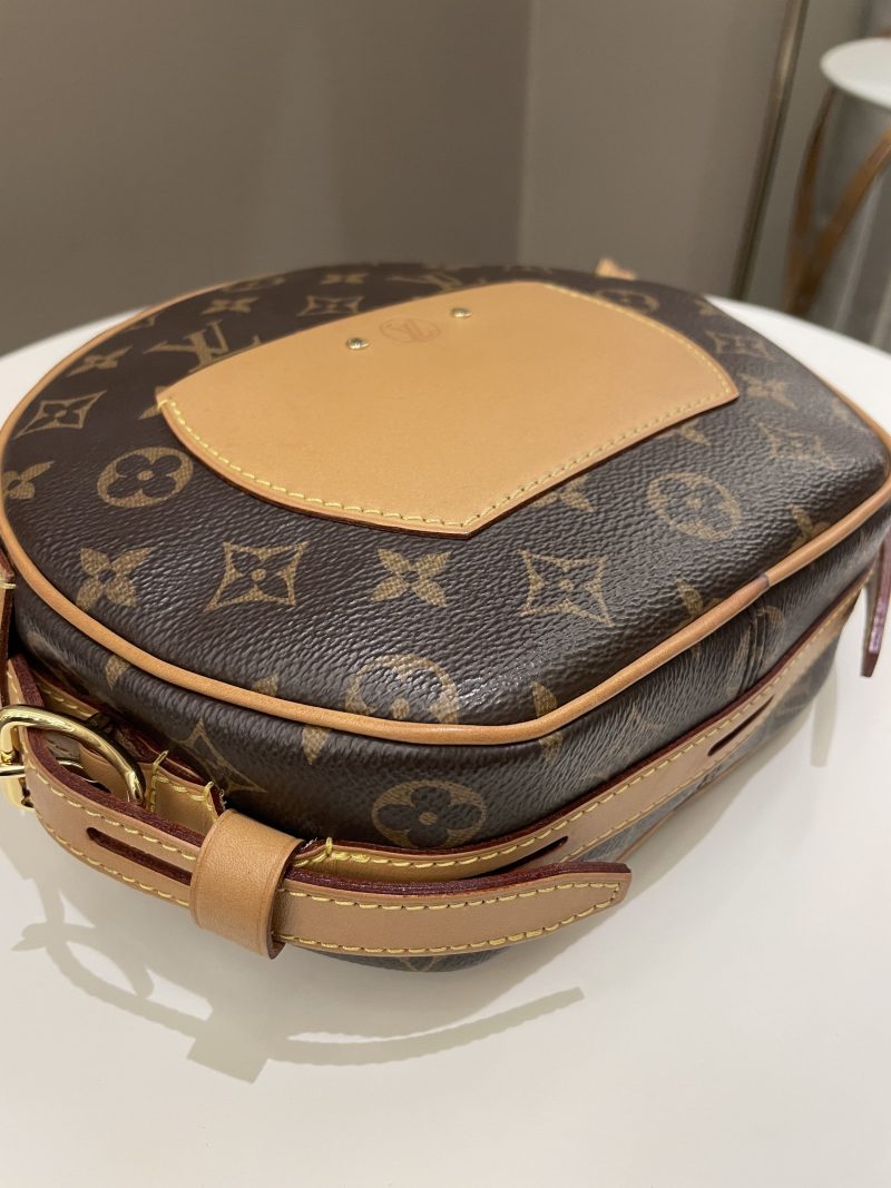 Louis Vuitton Boite Chapeau Souple Giant Reverse Monogram - Image 12