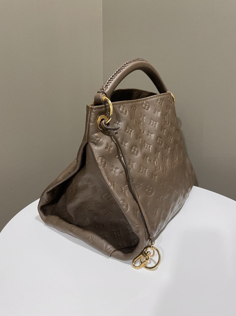 Louis Vuitton ArtsyLeather Shoulder Bag () - Image 3