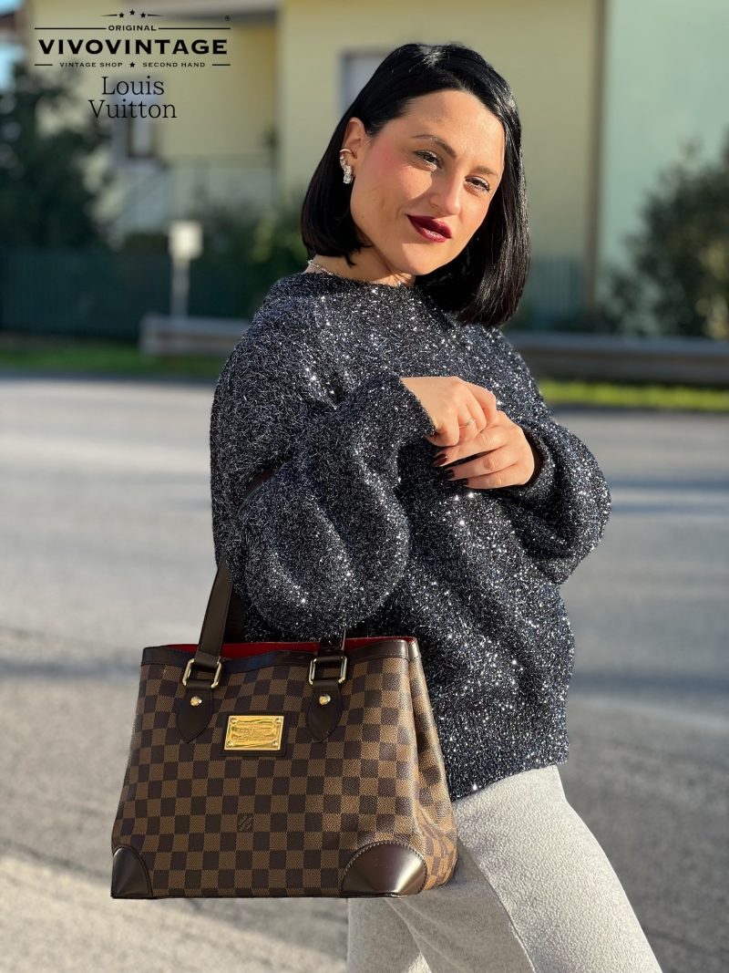 Handbag By Louis Vuitton, Size: Medium - Image 2