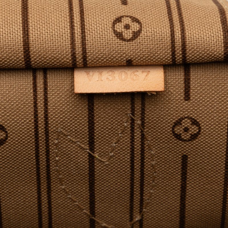 Brown Louis Vuitton Monogram Nil Crossbody Bag - Image 7