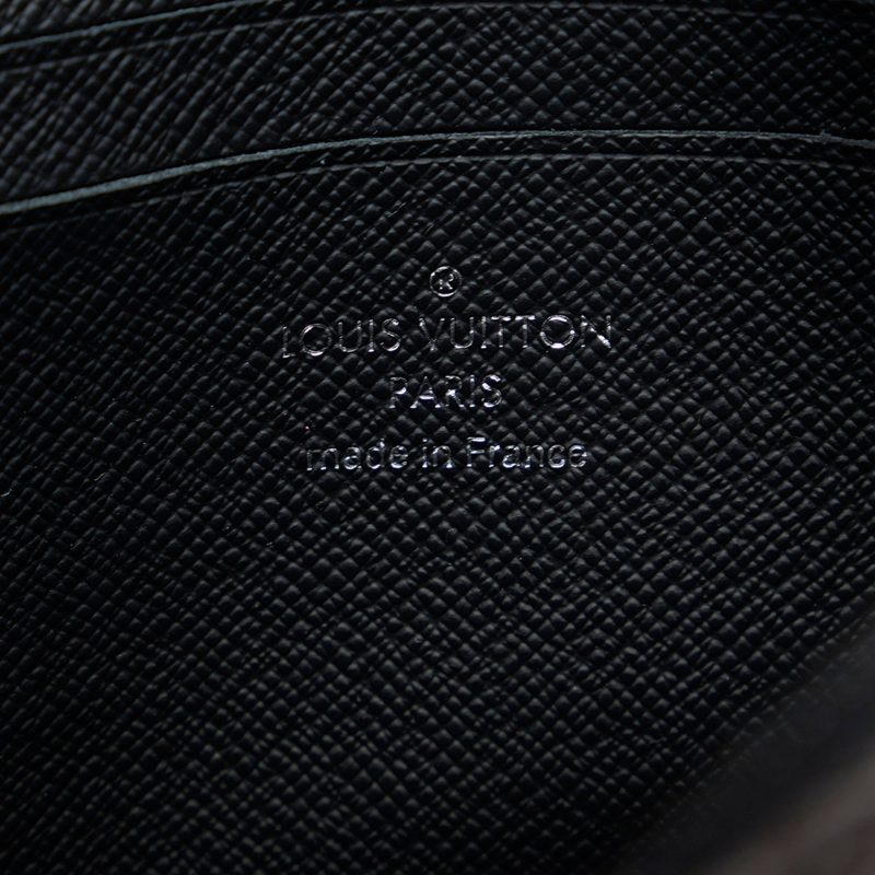 Brown Louis Vuitton Monogram Manhattan PM Handbag - Image 6