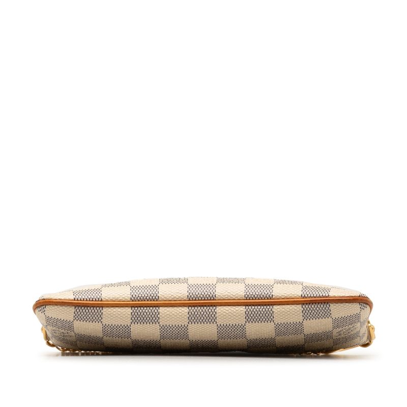 Beige Louis Vuitton LockMe Cabas Tote Bag - Image 4