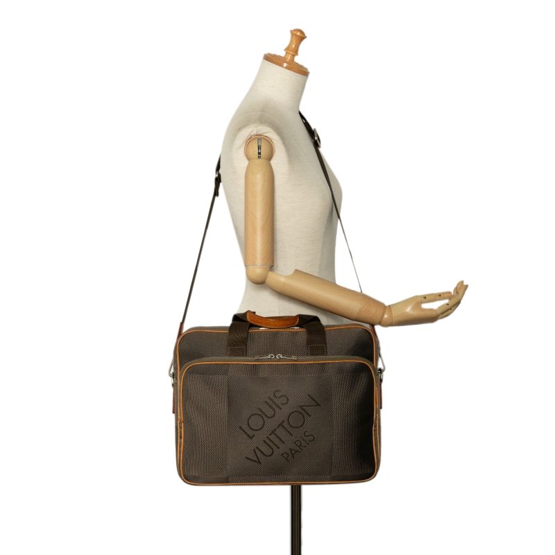 Brown Louis Vuitton Epi Figari MM Tote Bag - Image 14