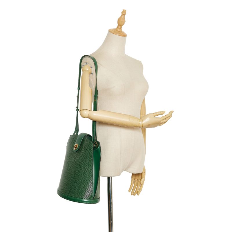 Louis Vuitton Cluny Green Epi - Image 8