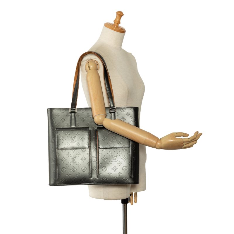 Gray Louis Vuitton Monogram Satellite Alpha Messenger Crossbody Bag - Image 15