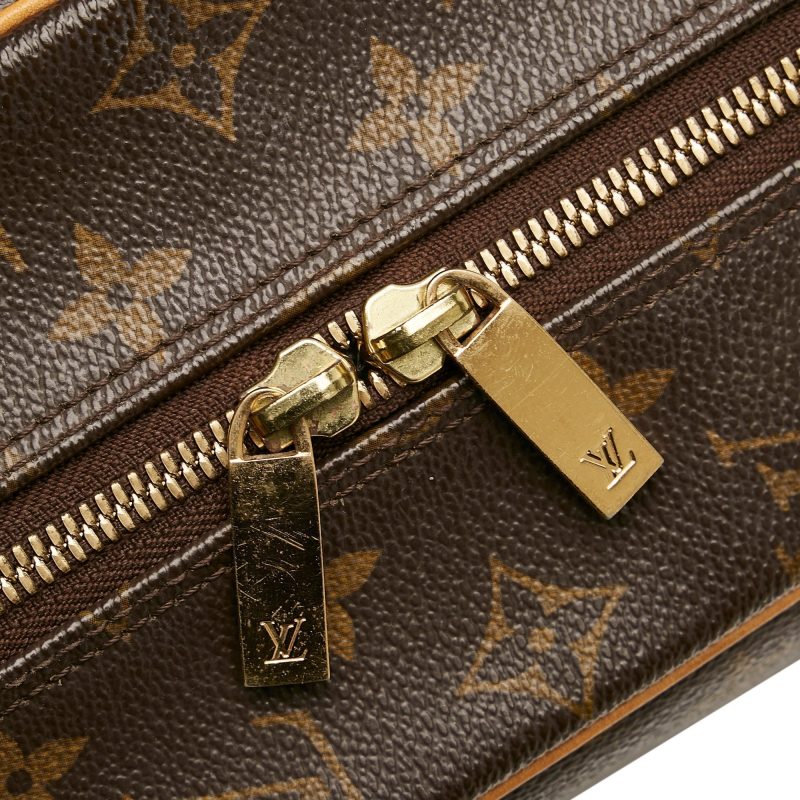 Louis Vuitton Cité GM Monogram Canvas - Image 10