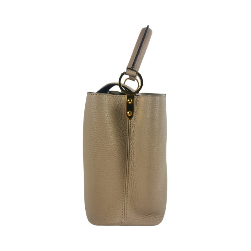 Louis Vuitton Capucines MM Beige Taurillon - Image 6