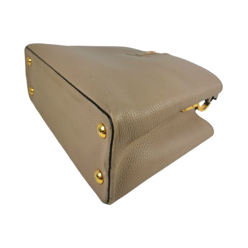 Louis Vuitton Capucines MM Beige Taurillon - Image 10