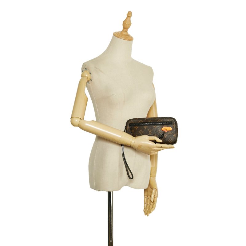 Brown Louis Vuitton Monogram Solar Ray Utility Side Bag - Image 9