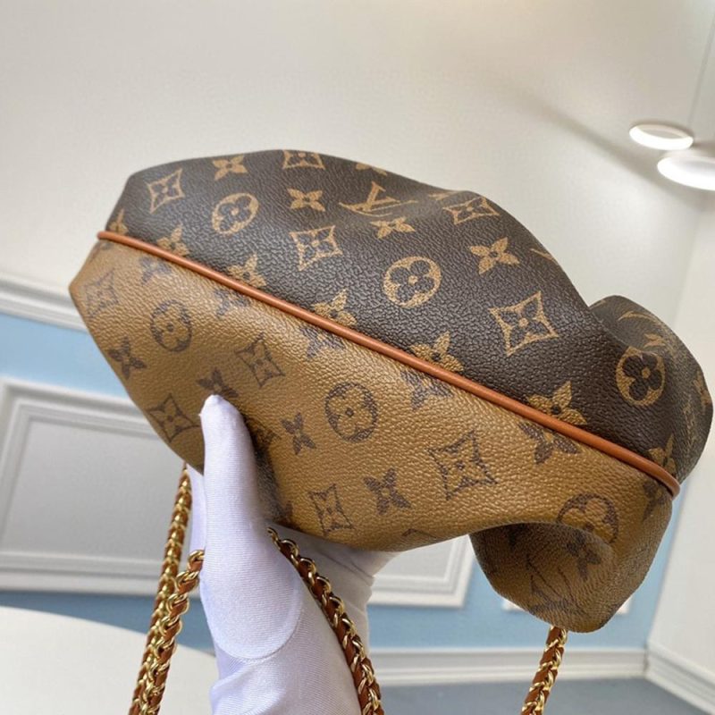 Louis Vuitton BOURSICOT EW - Image 6