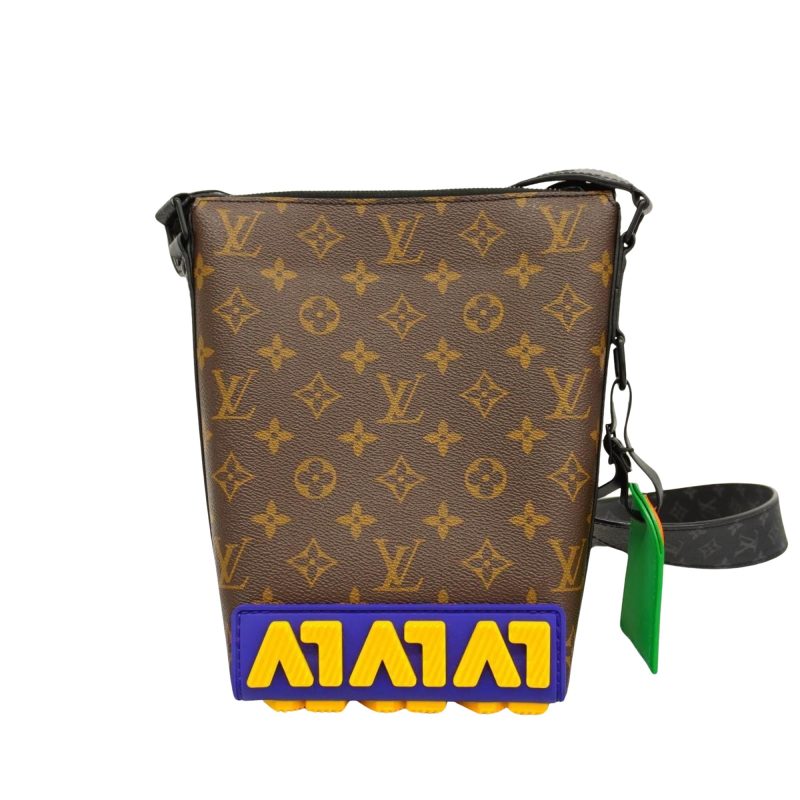 Louis Vuitton Cruiser 40 Monogram Canvas - Image 2