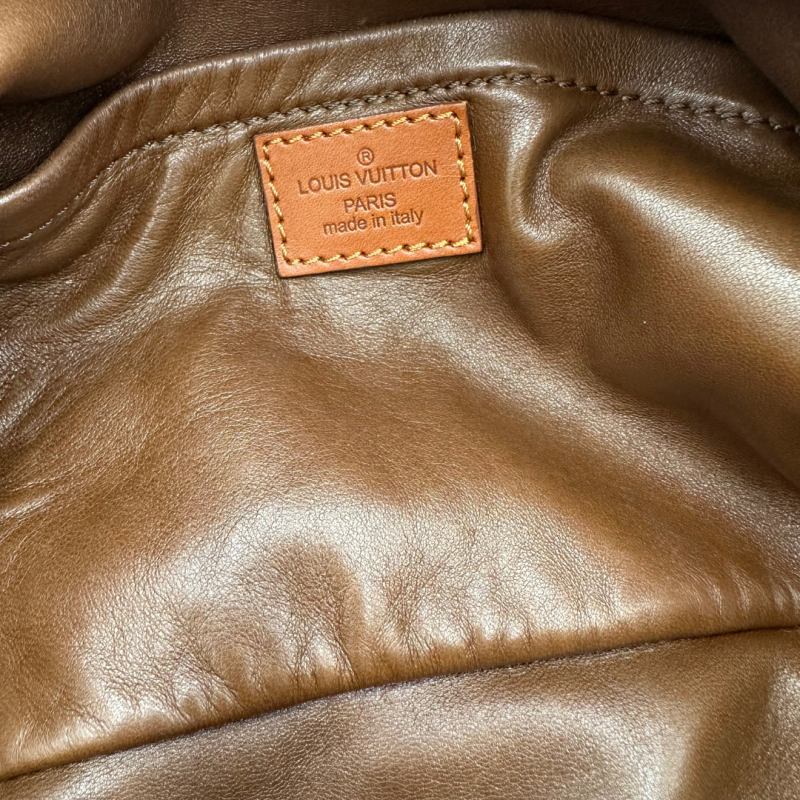 Id/card Holder Designer By Louis Vuitton - Image 15