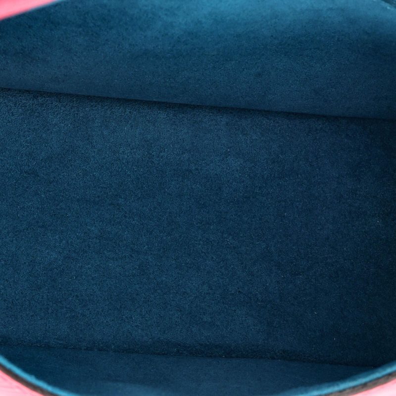 LOUIS VUITTON Buci Crossbody Bag Epi Quarz - Image 5