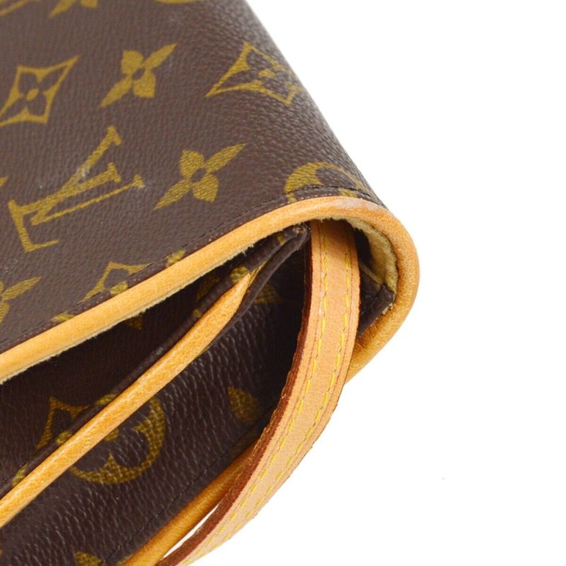 Louis Vuitton Pochette Twin Gm Crossbody - Image 4