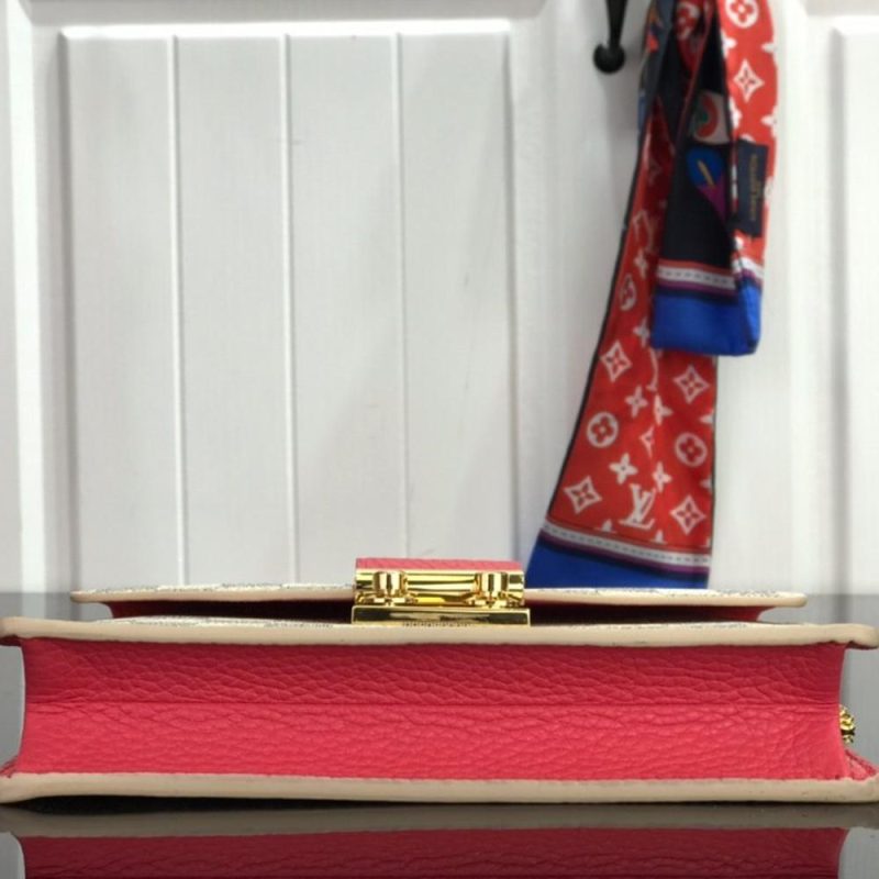 Louis Vuitton Croisette Compact Wallet grained leather Magnolia - Image 4
