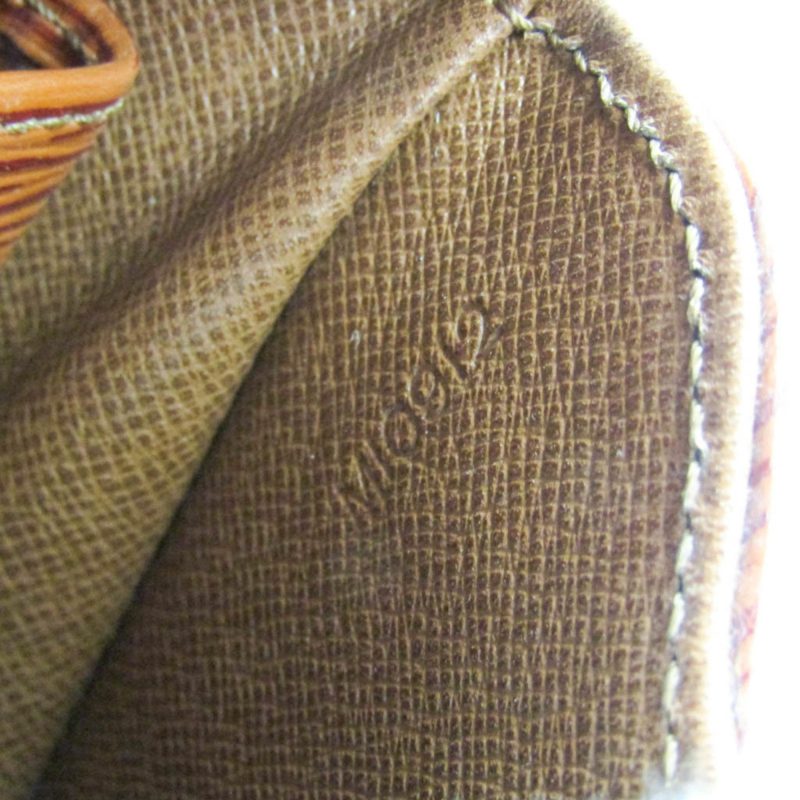 Louis Vuitton CartouchiereLeather Shoulder Bag () - Image 4