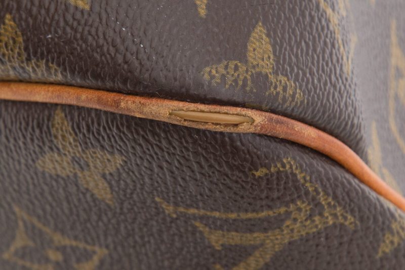 Louis Vuitton Brown Canvas Shoulder Bag Medium Monogram - Image 8