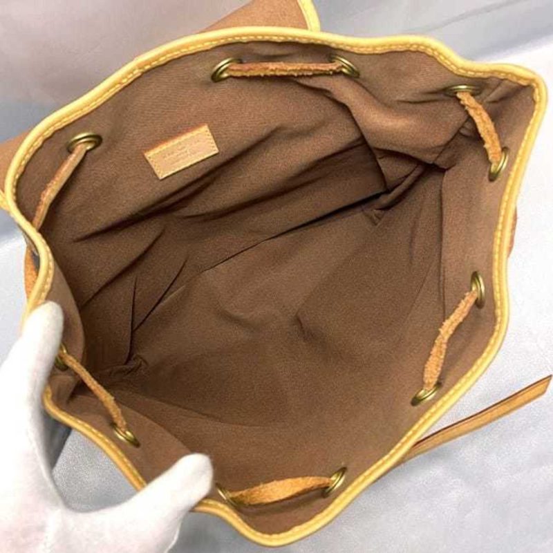Louis Vuitton BosphoreCanvas Backpack Bag () - Image 4