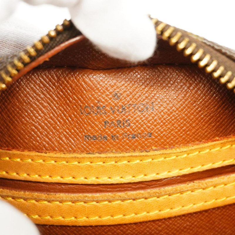 Louis Vuitton Blanc Epi Leather Twist MM - Image 6