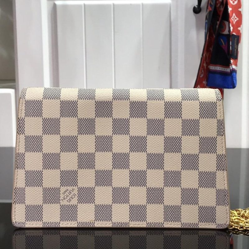 Louis Vuitton Croisette Compact Wallet grained leather Magnolia - Image 7