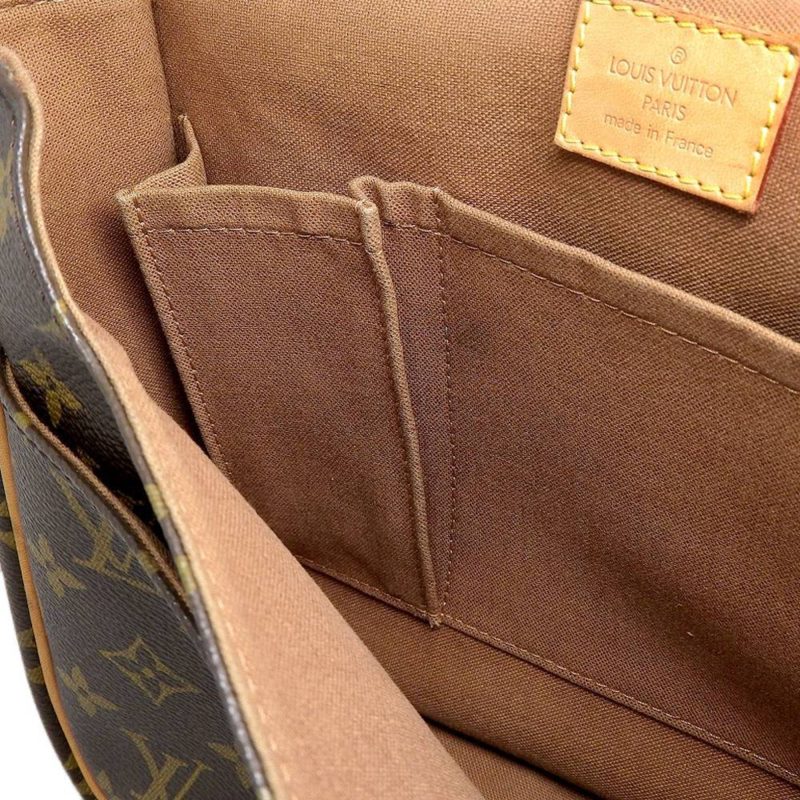 Louis Vuitton BosphoreCanvas Shoulder Bag () - Image 4