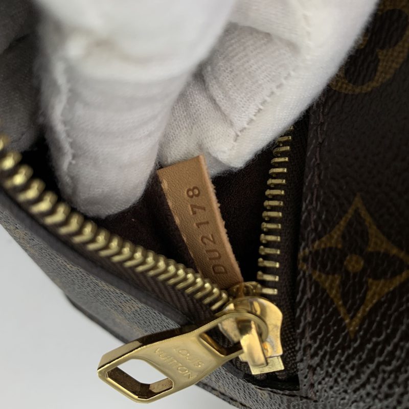 Louis Vuitton Crossbody Bag Micro boite chapeau - Image 7