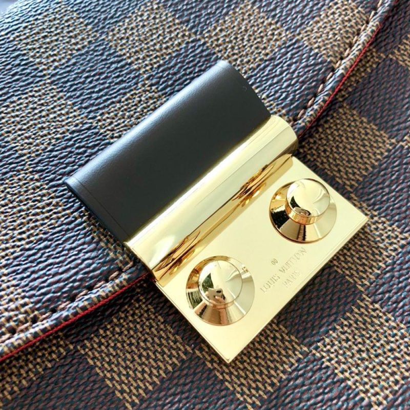 Louis Vuitton CroisetteLeather Shoulder Bag () - Image 9