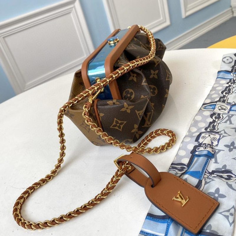 Louis Vuitton BOURSICOT EW - Image 8