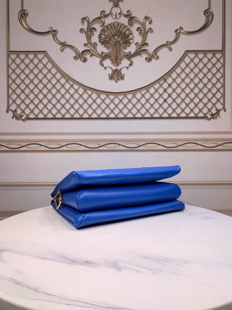 Louis Vuitton Coussin PM Bag - Image 3