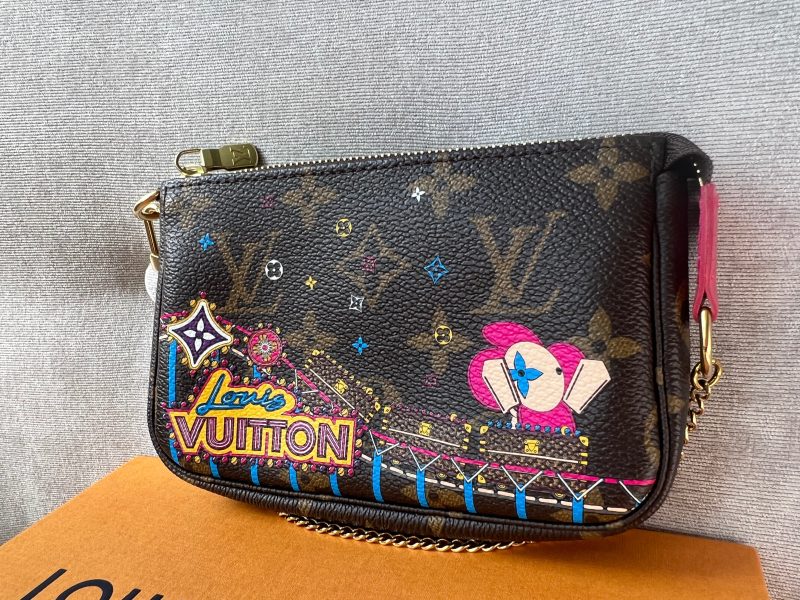 Louis Vuitton Christopher - Image 3