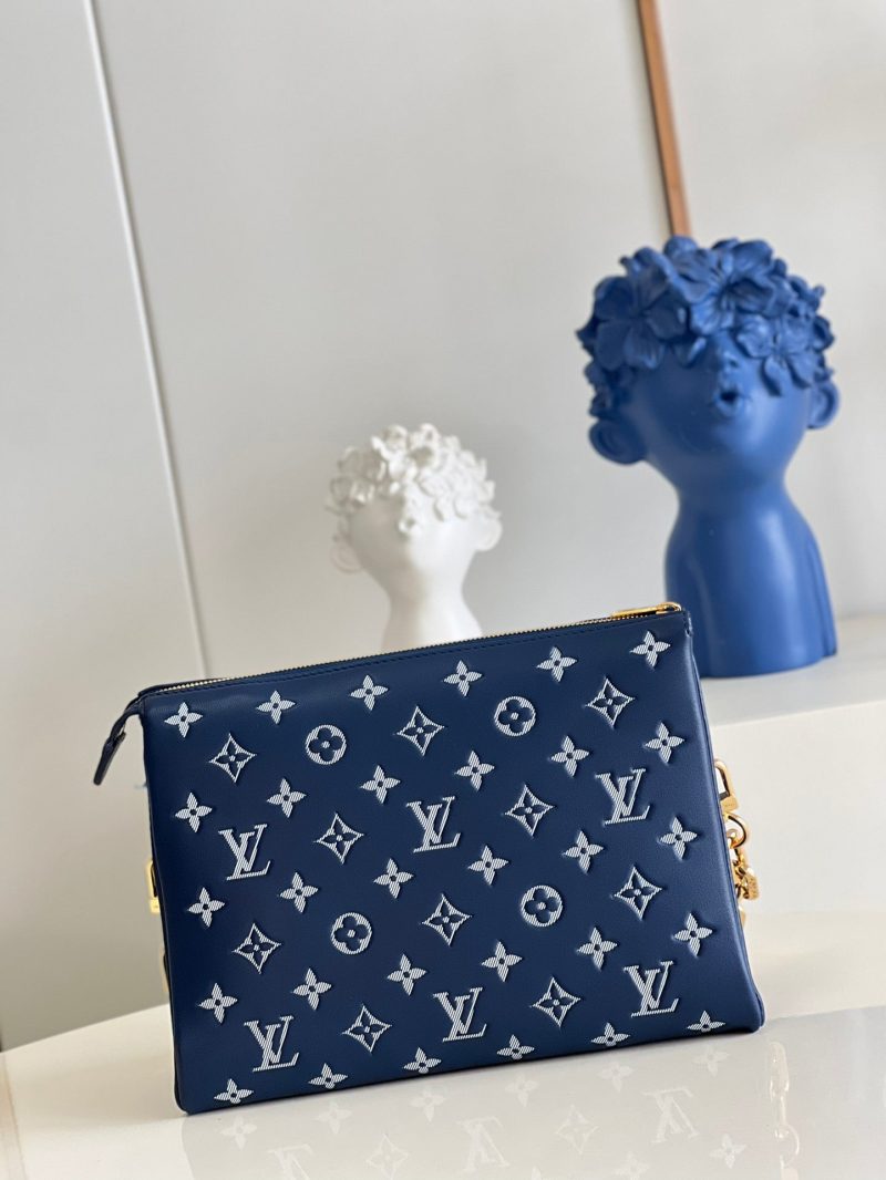 Louis Vuitton Coussin PM Bag - Image 5