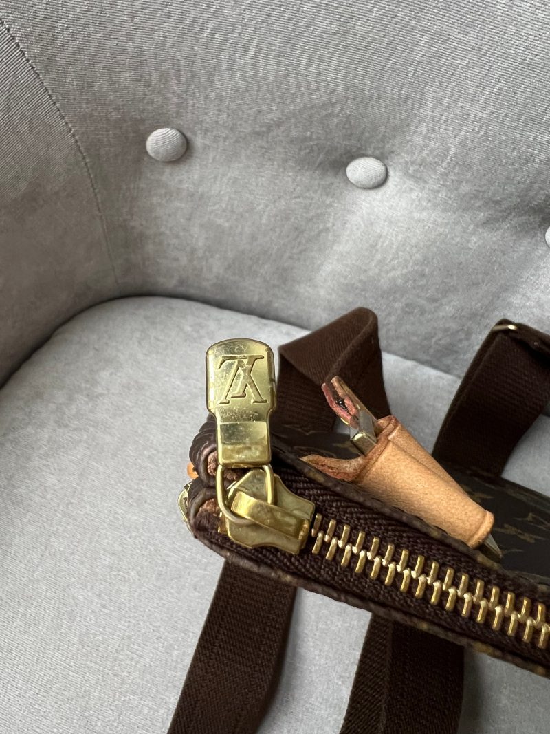 Louis Vuitton Boston - Image 16