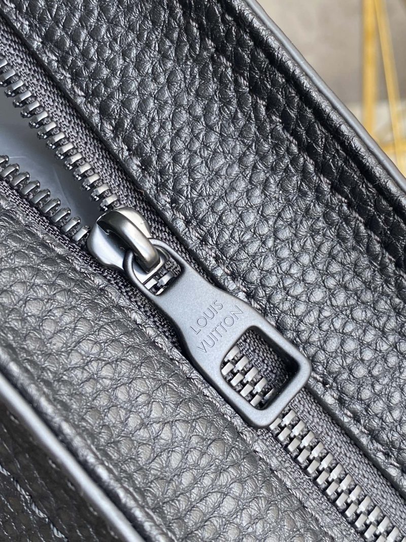 Louis Vuitton Christopher Tote White Taurillon - Image 7