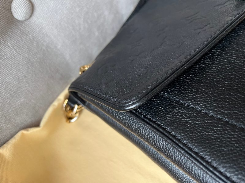 Louis Vuitton Black Empreinte V Tote MM - Image 21