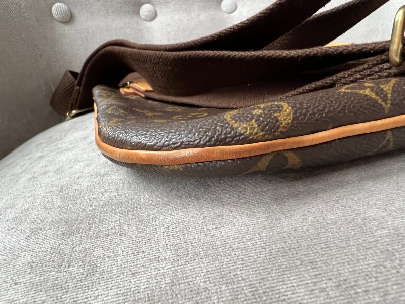 Louis Vuitton Boston - Image 18
