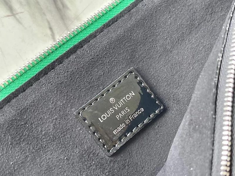 Louis Vuitton Coussin MM Bag - Image 7