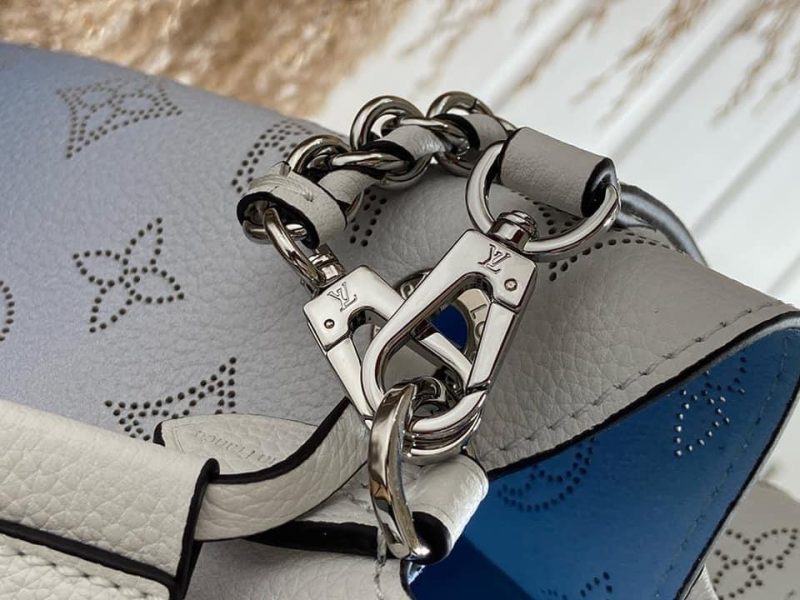 Louis Vuitton Bella Bag - Image 5