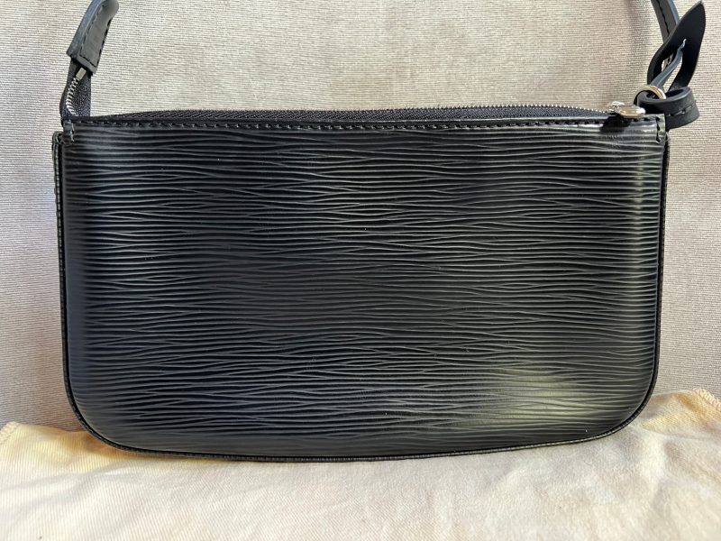 Louis Vuitton Black Epi Leather Saint Jacques PM - Image 4