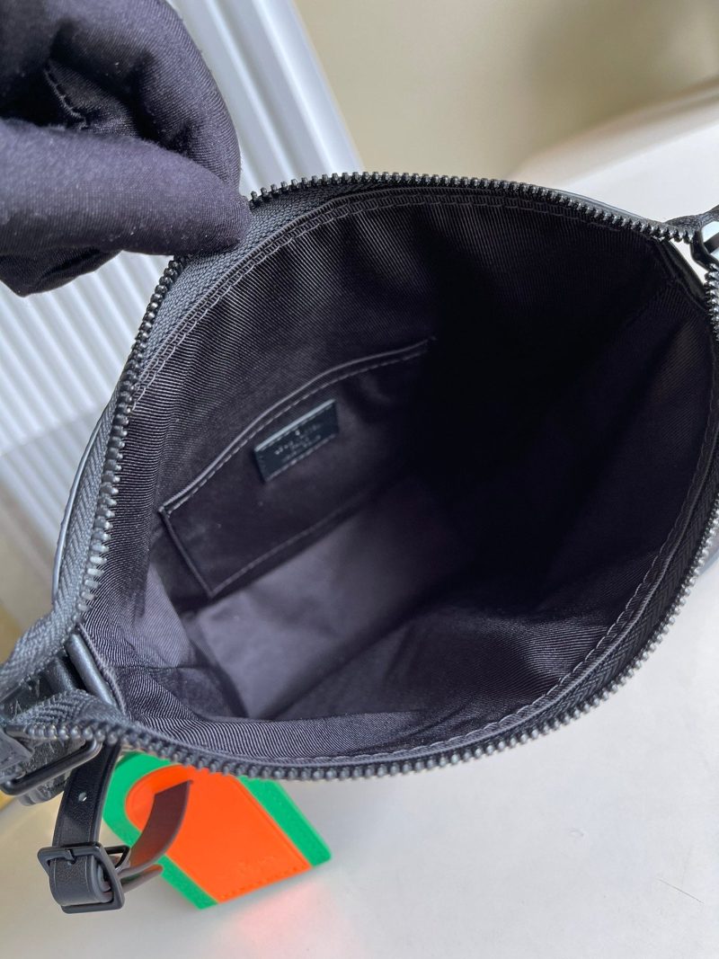 Louis Vuitton Coussin PM Bag - Image 7