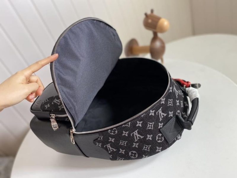 Louis Vuitton backpack palm springs mini - Image 8