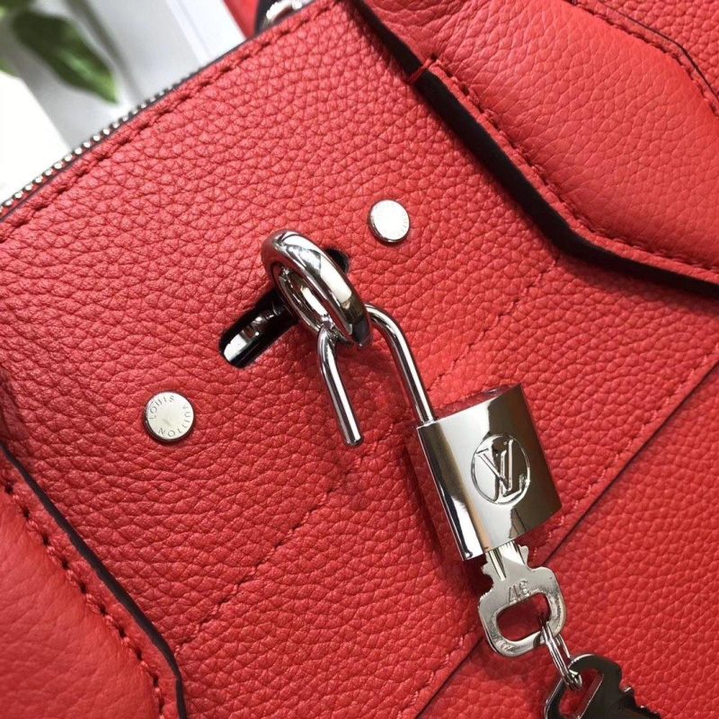 Louis Vuitton CiteCanvas Shoulder Bag () - Image 3