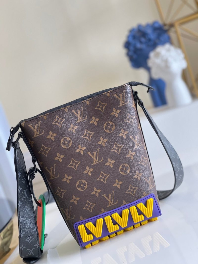Louis Vuitton Coussin PM Bag