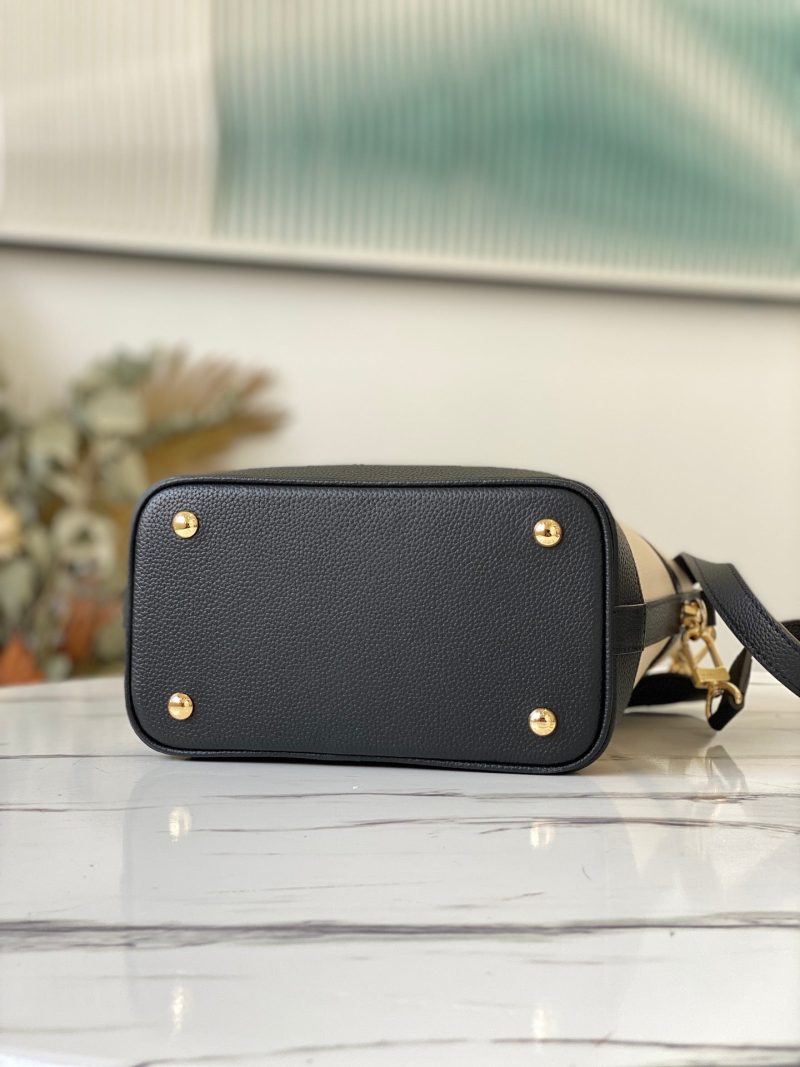 Louis Vuitton Cruiser PM Bag - Image 5