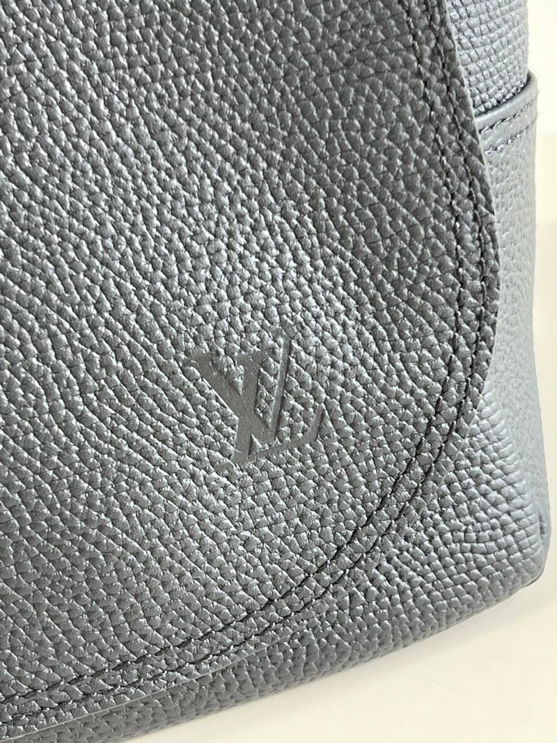 Louis Vuitton BeverlyCanvas Shoulder Bag () - Image 6