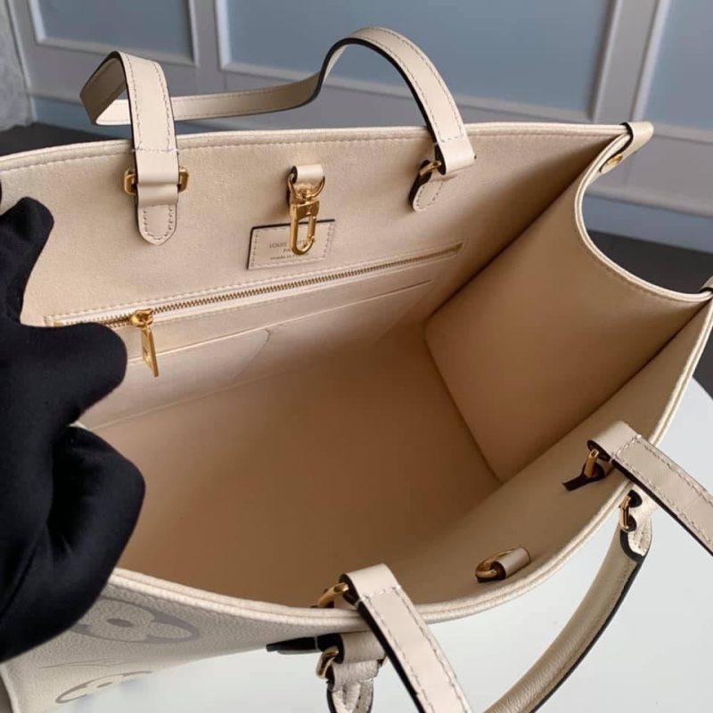 Louis Vuitton Bicolor Alligator Monogram Trompe L'oeil Trocadero Bag - Image 3