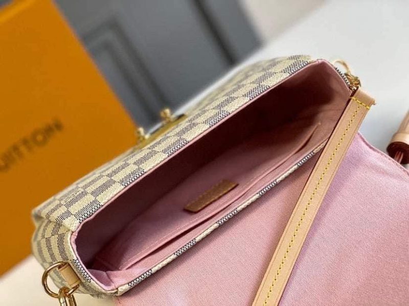 Louis Vuitton croisette chain wallet - Image 8